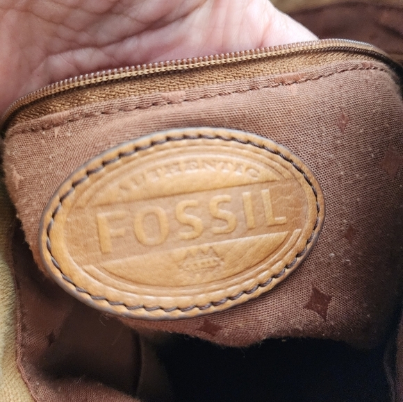 Fossil Brown Leather Shoulder Bag - Picture 7 of 8